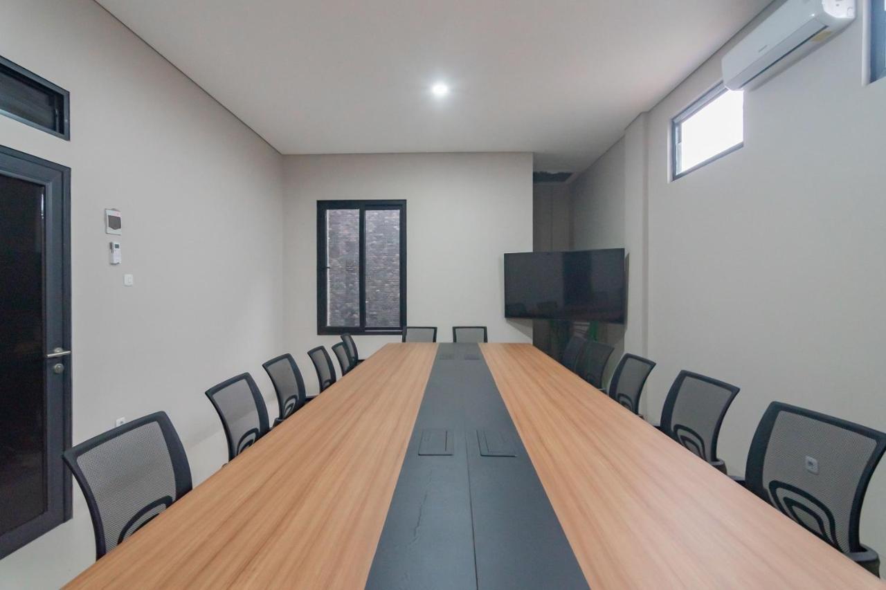 Urbanview Elephant Eleven Residence Bandung By Reddoorz Exterior photo