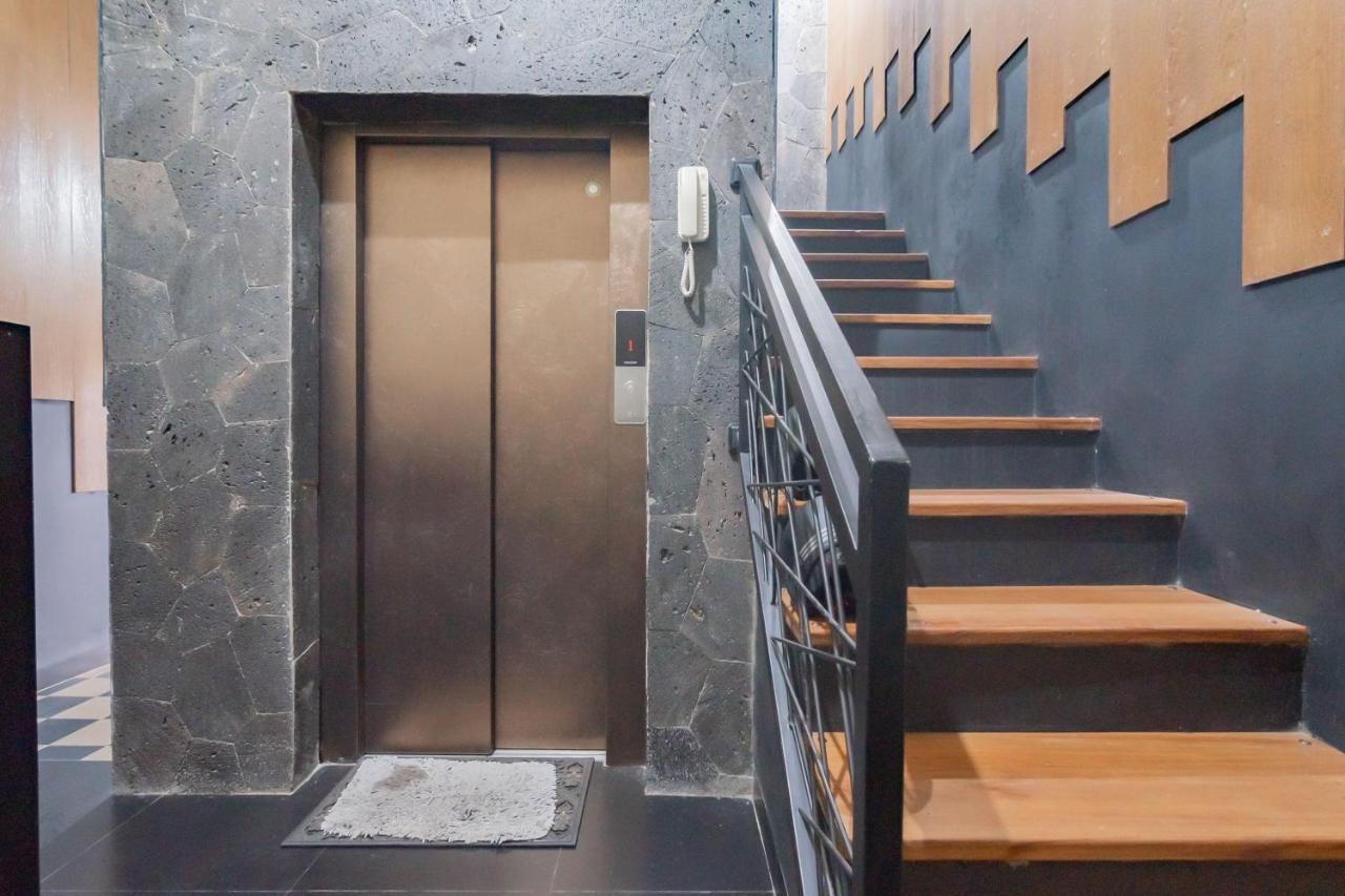 Urbanview Elephant Eleven Residence Bandung By Reddoorz Exterior photo